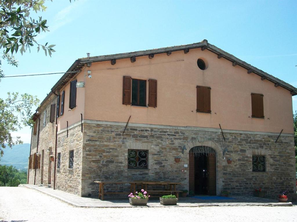 Gasthaus Agriturismo La Caputa Urbania Exterior foto