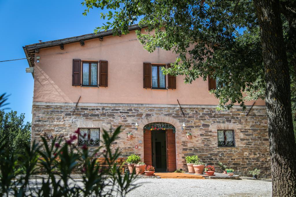 Gasthaus Agriturismo La Caputa Urbania Exterior foto