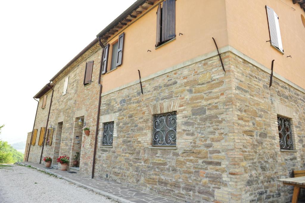 Gasthaus Agriturismo La Caputa Urbania Exterior foto