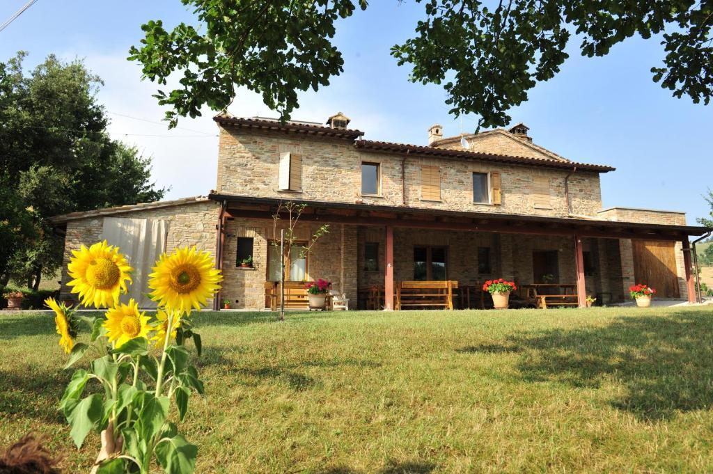 Gasthaus Agriturismo La Caputa Urbania Exterior foto