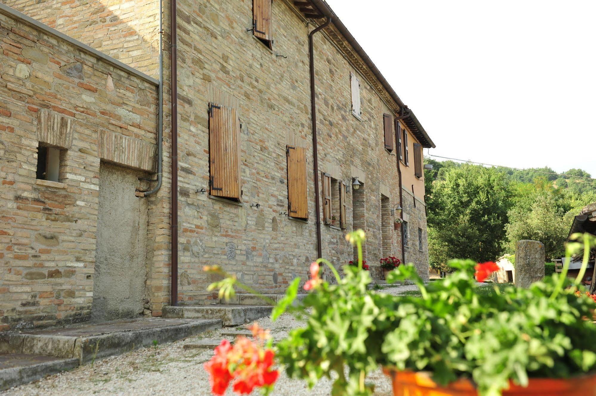 Gasthaus Agriturismo La Caputa Urbania Exterior foto