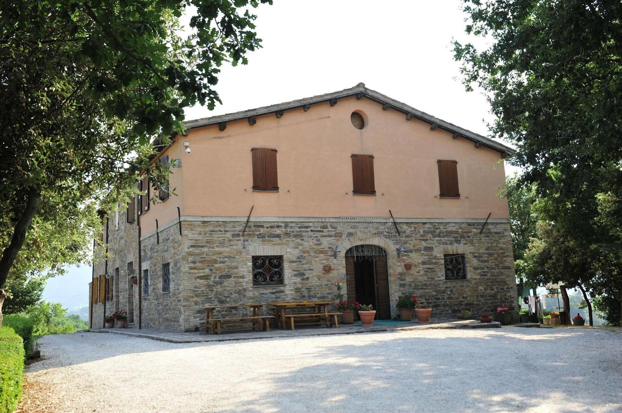 Gasthaus Agriturismo La Caputa Urbania Exterior foto